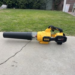 DEWALT FLEXVOLT 60V MAX 125 MPH 600 CFM Brushless Cordless Battery Powered Blower (Tool Only)