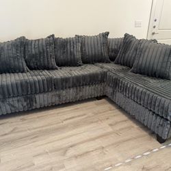 (NEW IN BOX)- Comfy Dark Grey Sectional With Pillows Finance Available $54 down pmt only!!👑