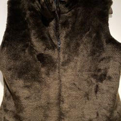 Women’s Brown Furry Vest Medium