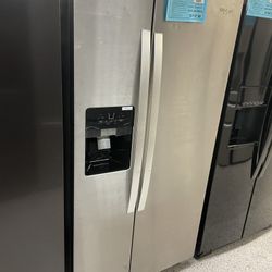 Whirlpool 21 CuFt Refrigerator