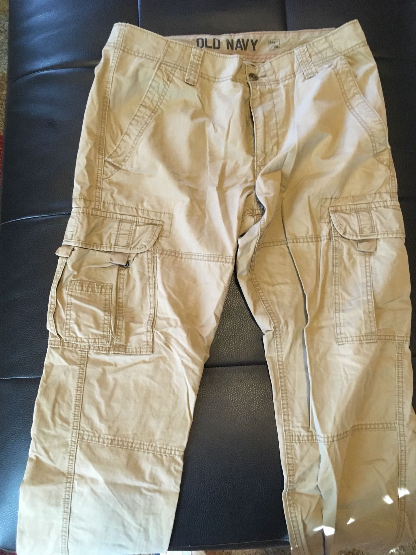 Old navy men’s cargo pants khaki tan size 34x30