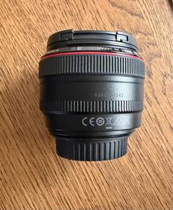 Canon EF 50mm f/1.2 L USM Lens for Canon Digital SLR Cameras - Fixed