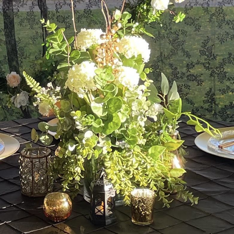 12 Floral Centerpieces With Silk Flowers and Fairy Lights