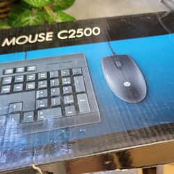 HP COMPUTER MOUSE AND KEYBOARD