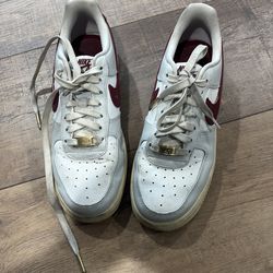 Nike womens air forces size 7