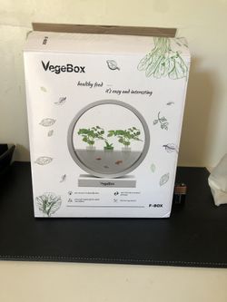 VegeBox Smart Hydroponics Growing System with LED Growing Panel, Automatic Garden Kit, Home Decoration