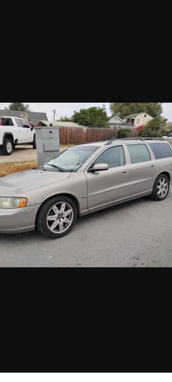 2005 Volvo V70