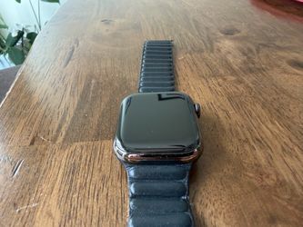 Apple Watch Series 7 Edition Titanium 45mm GPS + Cellular