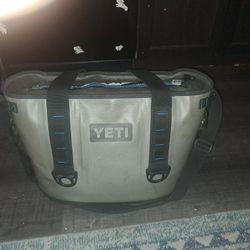 YETI COOLER