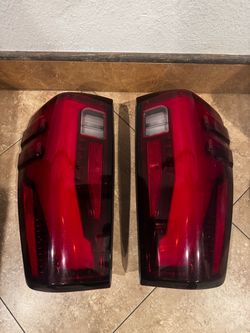 2024 gmc sierra Denali ultimate taillights