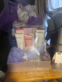 Mary Kay gift basket