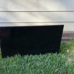 Samsung 40” HD Smart TV