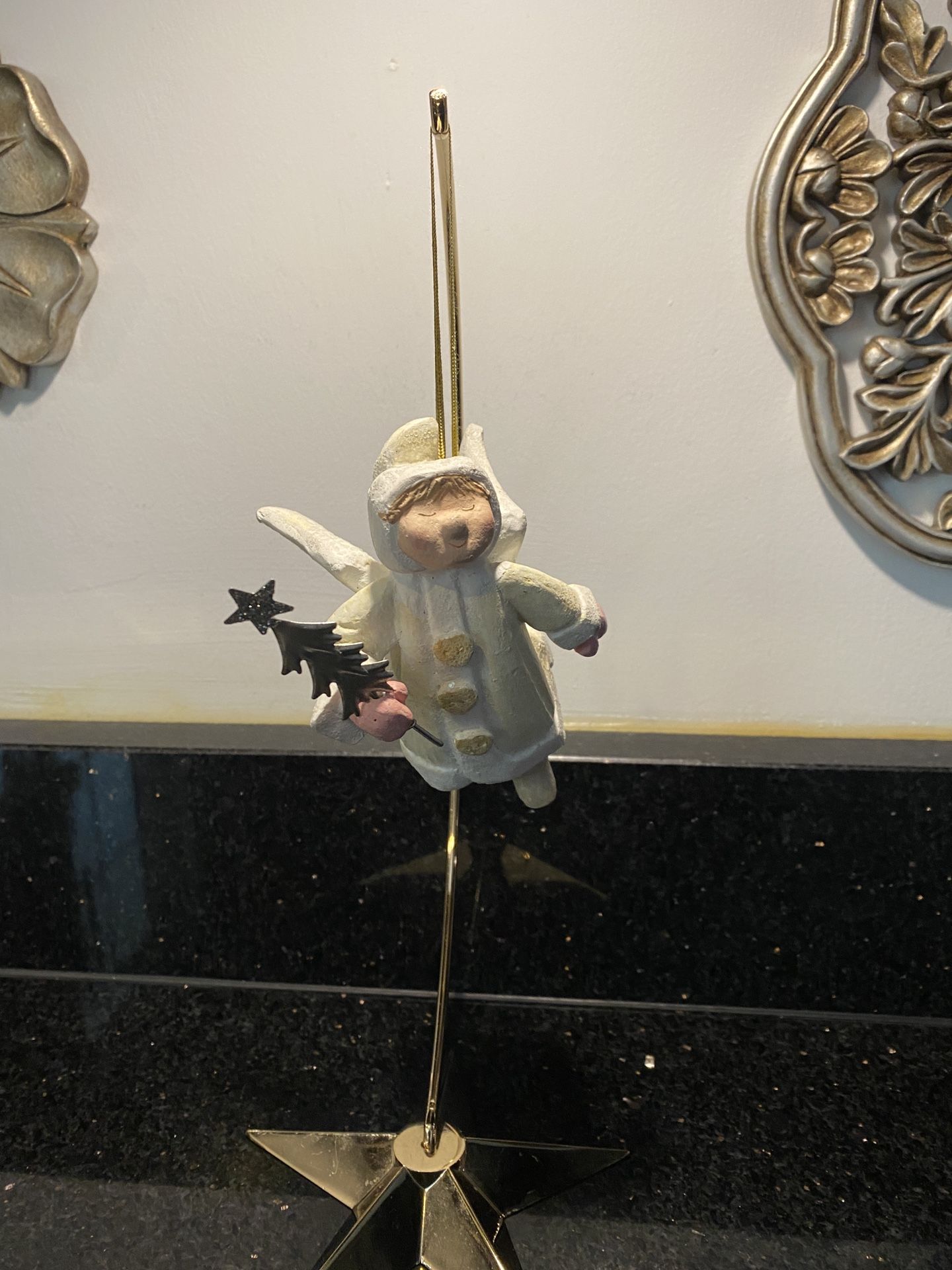 Vintage 1996 House Of Hatten Folk Art Angel 5” Christmas Ornament Holding Tree