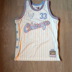 Size Large - Mitchell And Ness NBA Basketball Chicago Bulls Jersey Scottie Pippen Michael Jordan Vintage Sports New Era 47