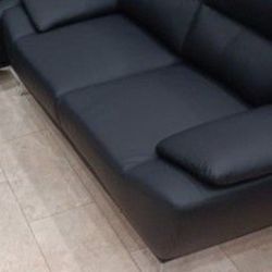 *Weekly Feature!!!*---Charming Valencia Black Leather Loveseats---Only $499!!!---Delivery And Financing🤝