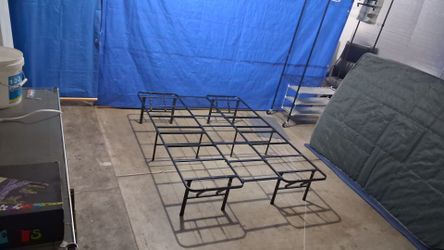 Foldable twin or  full bedframe