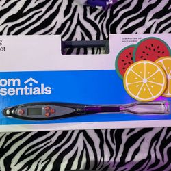 grilling set and coasters 