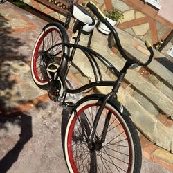 Schwinn Beach Cruiser 26”