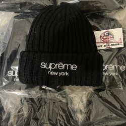 Supreme Classic Logo Chunky Ribbed Beanie FW24
