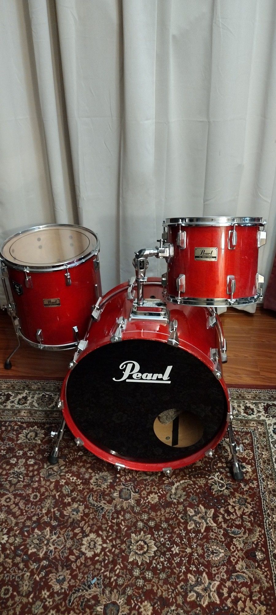 Vintage Pearl Birch BLX Drum Set In Sequoia Red Lacquer