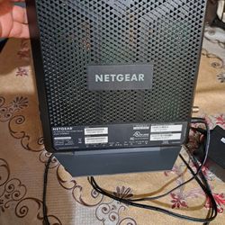 Netgear Módem &router 