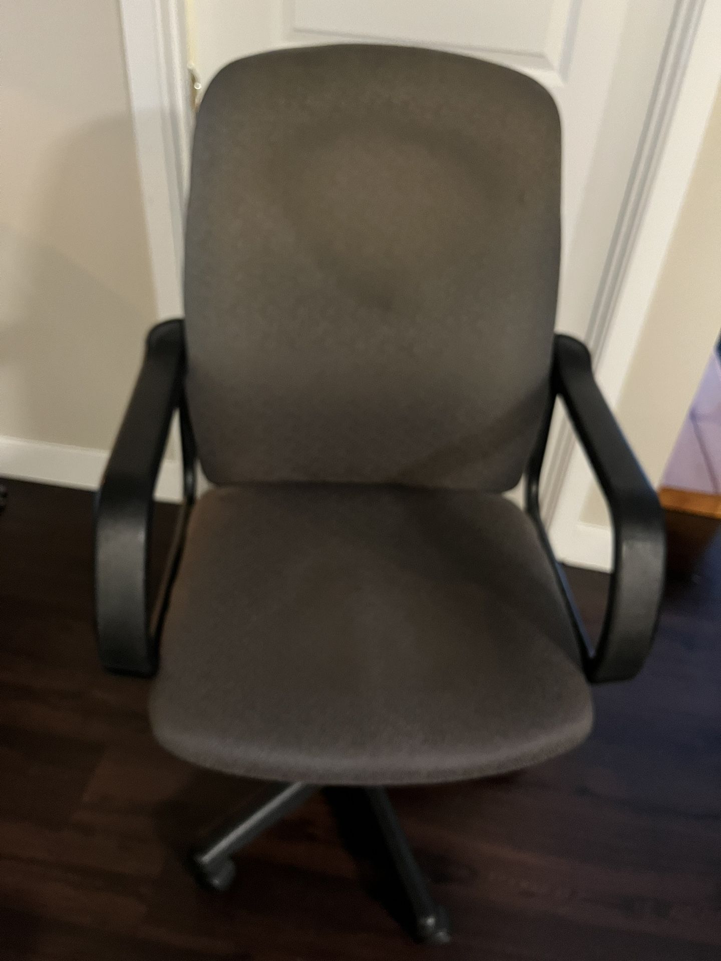 Gray Office Chair for Sale in Auburn, WA OfferUp
