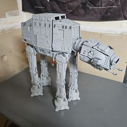 UCS (75313) ATAT