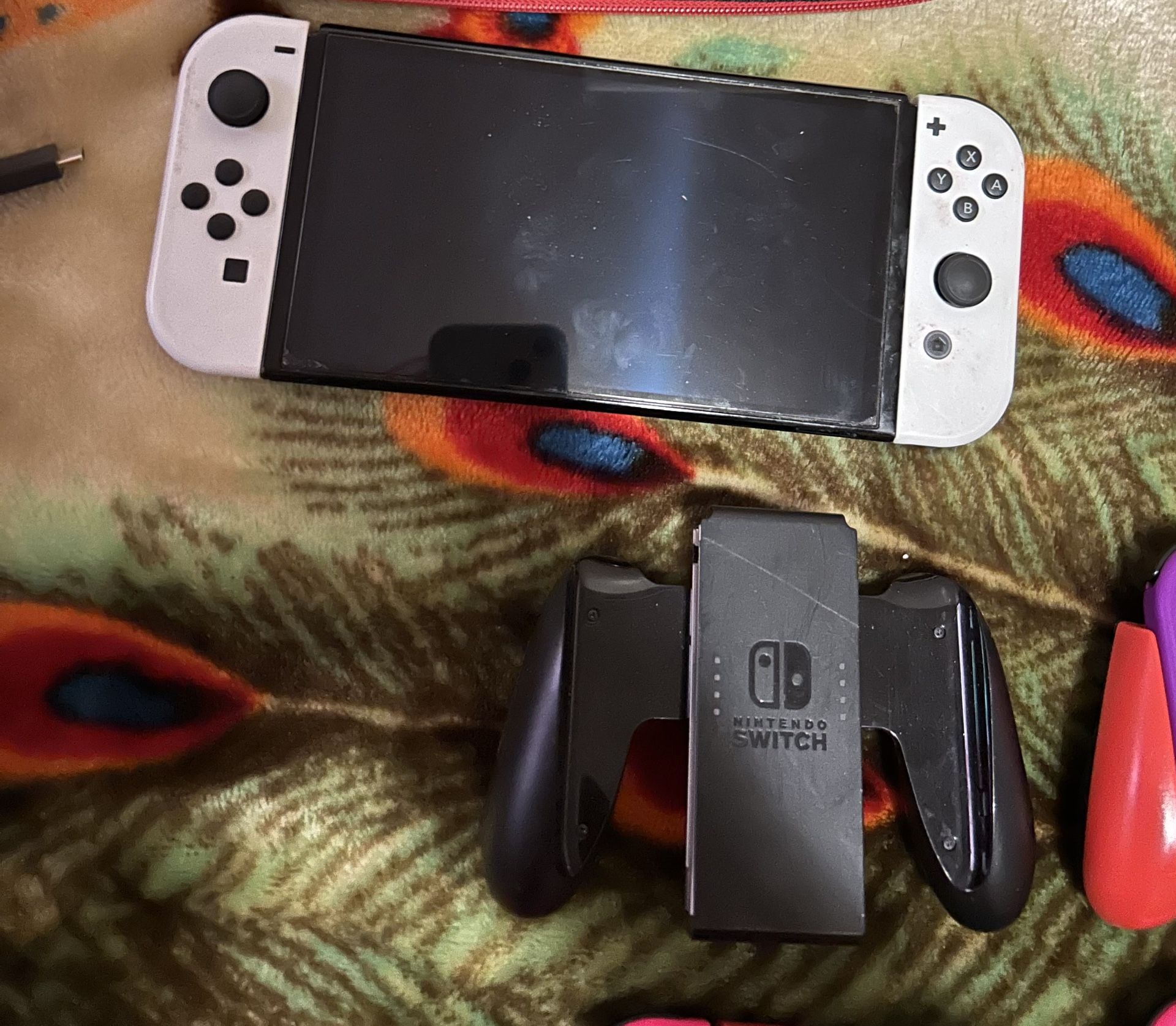 Nintendo Switch Oled  Mario Bundle And Controllers 400$obo