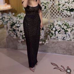 Milla evening dress ,black  size m US6