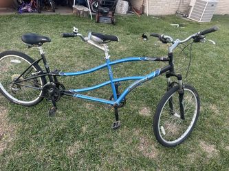 Bicicleta para dos personas está como nueva en perfectas condiciones