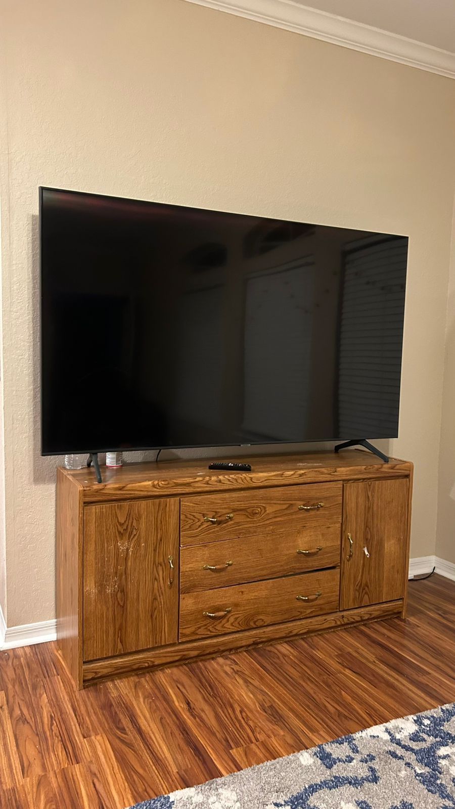 Samsung TV 75 inch