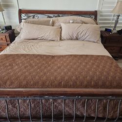 Sollid Wood Bed Frame