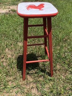 Rooster bar stool