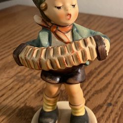 Hummel Goebel # 185 Boy With Accordion Figurine 