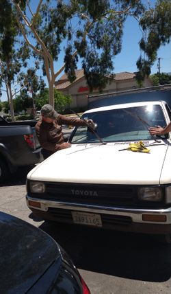 Auto glass