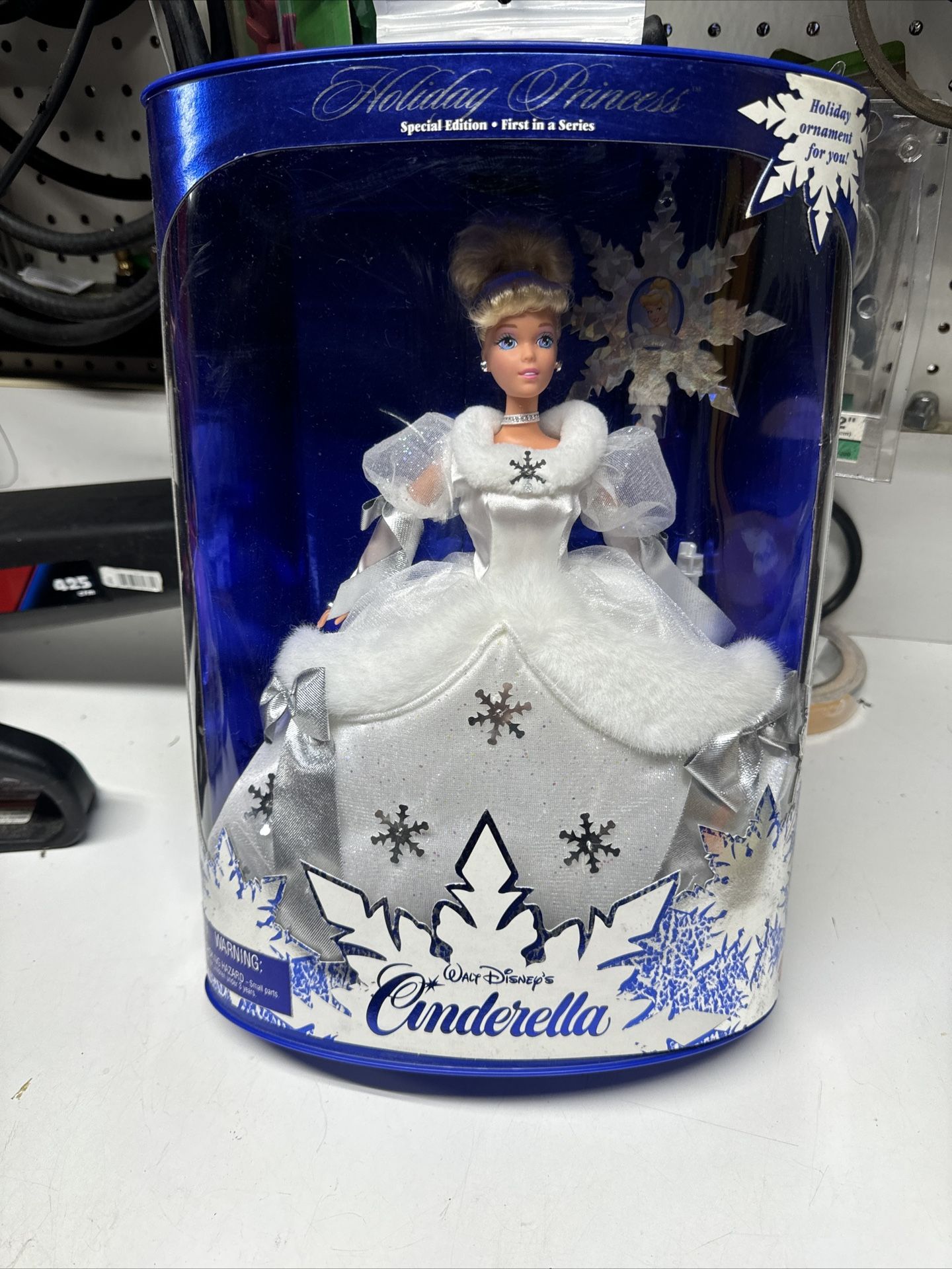 Holiday Princess 1996 Walt Disney's Cinderella Barbie Special 1st Edition. Must Pickup