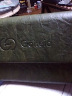 Goiteia glasses