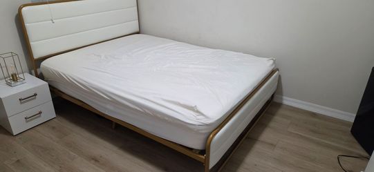 Cama queen,colchon y base