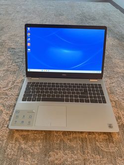 Dell Inspiron 15 5000 Laptop Windows 11.