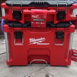 Milwaukee Pack out Modular Toolboxes