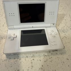 Nintendo DS Lite 
