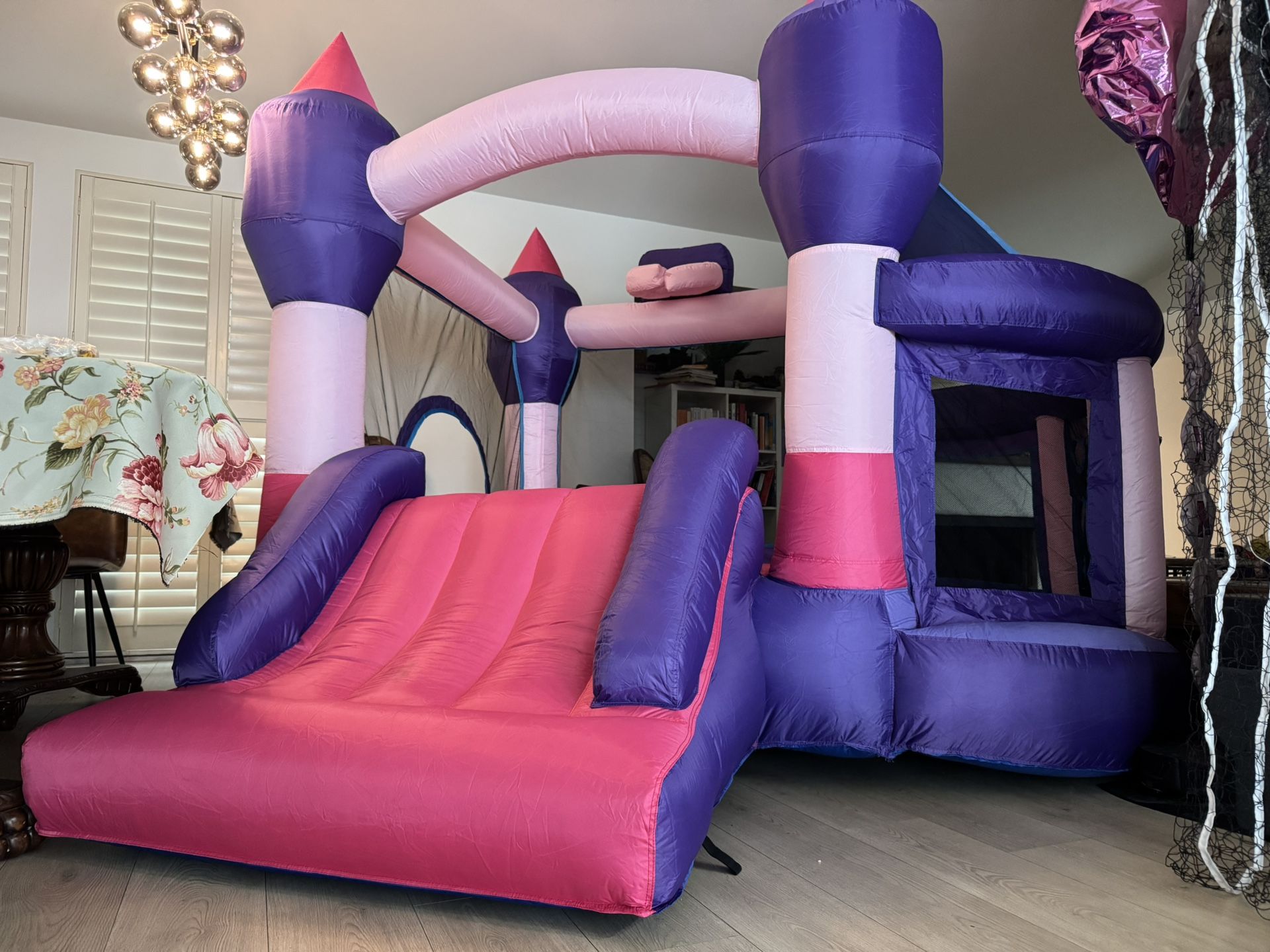 Kids Jumper Come With A New Blower 