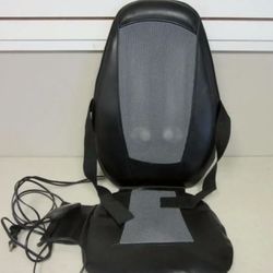 Portable Massage Chair with heat & Remote. In wExcellent condition! 