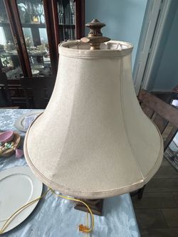 Lámpara para mesa de noche