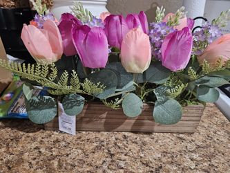 Artificial Tulip Flower Centerpiece Box 