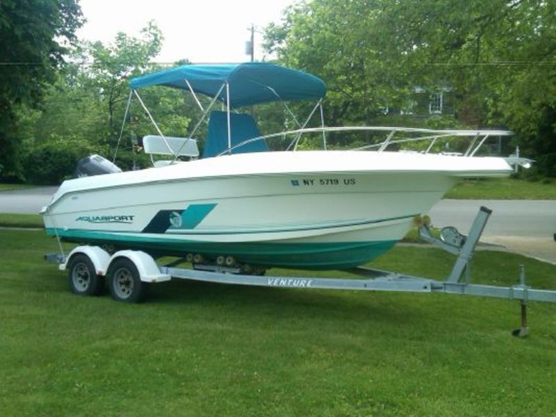 AQUASPORT SKI/FISHING BOAT!!! AMAZING DEAL 