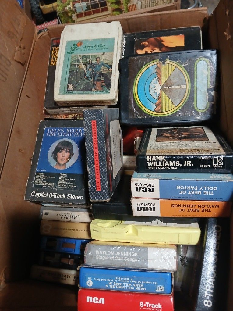 Box Full Of 8 Track Tapes(various artists)