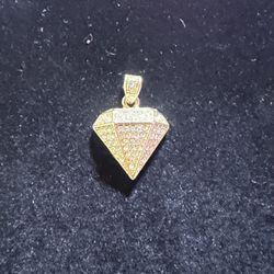 Iced Out Gold Diamond Pendant (Lab Simulated Diamonds)