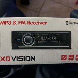XD Vision MP3 & FM Receiver  Stereo 