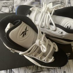 Iverson Sneakers (NEW)